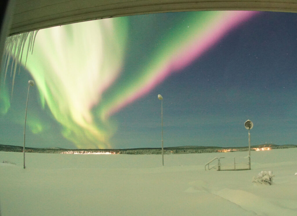 華麗なる4色オーロラ